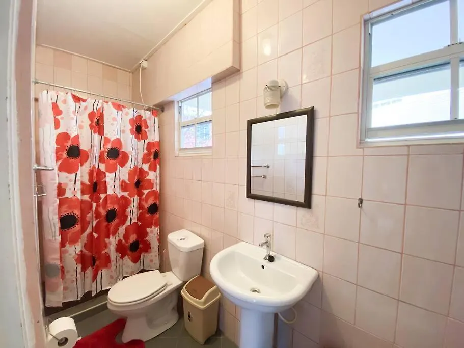 Apartment Fayalobie Centrally Located 2 Bedroom Guesthouse Willemstad